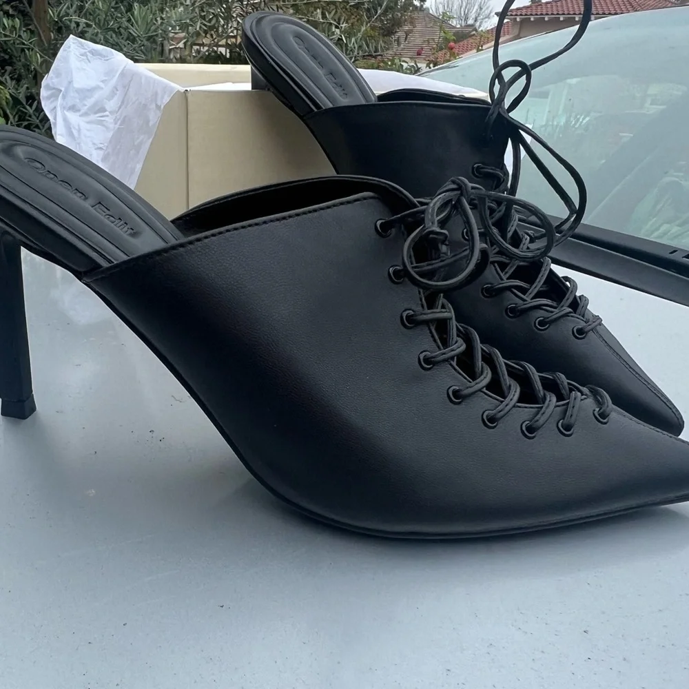 🆕OPEN EDIT Natalya Black Leather Lace Up Pointed Toe Mule Stiletto Pumps::NIB: